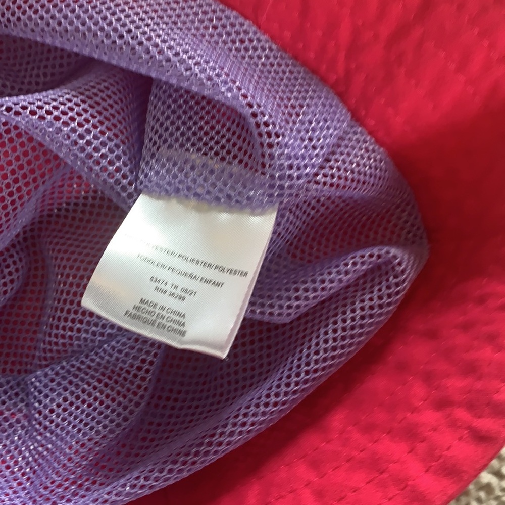 Beach hat - Picture 3 of 3